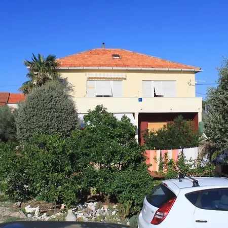 Lägenhet By The Sea - 348