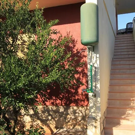 By The Sea - 348 * 우글랸